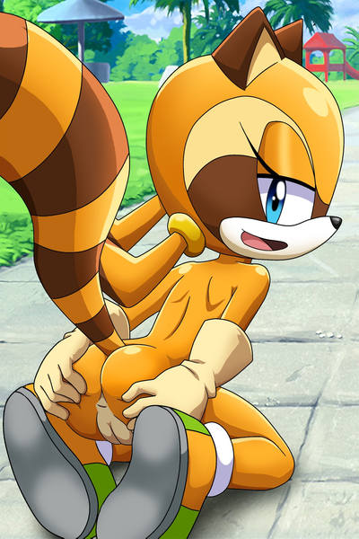 Marine The Raccoon character thumbnail